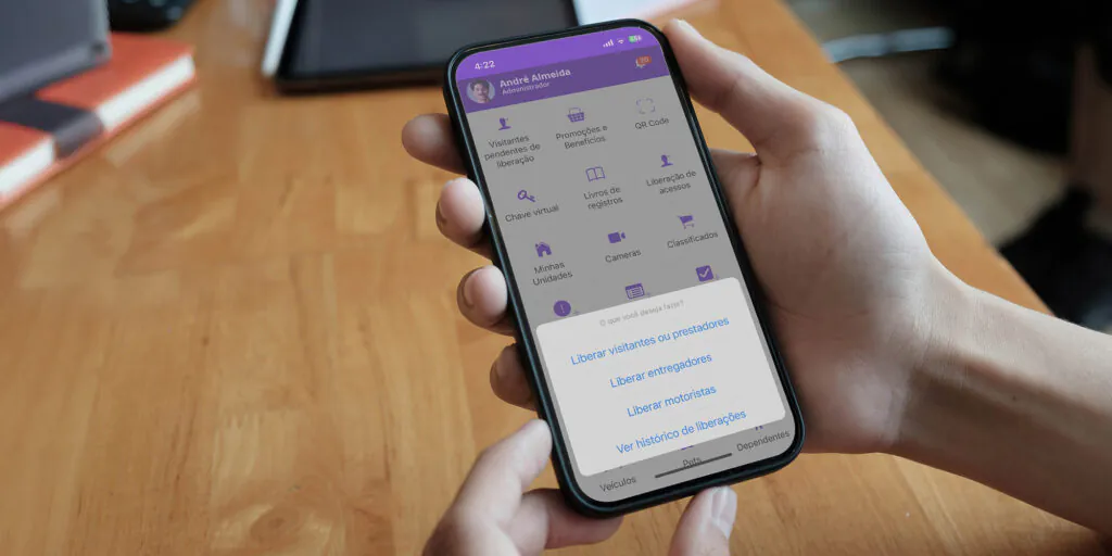 Tela de liberação de visitantes no aplicativo do sistema de gestão de condomínios eCondos.